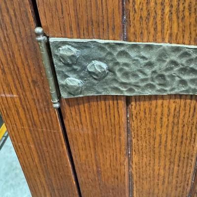 CRAFTSMAN / ARTS & CRAFTS Period Oak Hutch - Great provenance - El Dorado - Gold Cadillac