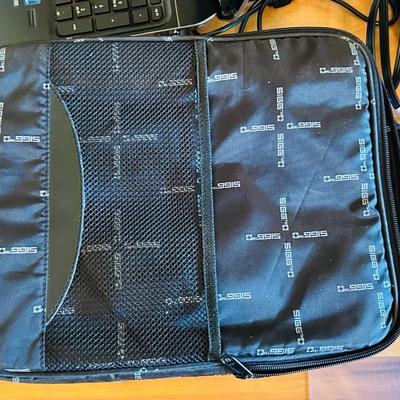 HP PAVILLION Dv2700 LAPTOP COMPUTER WITH WINDOWS VISTA HOME PREMIUM AND CARRY CASE