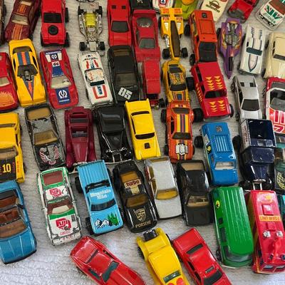 Huge Lot - Vintage Toy Cars / Trucks