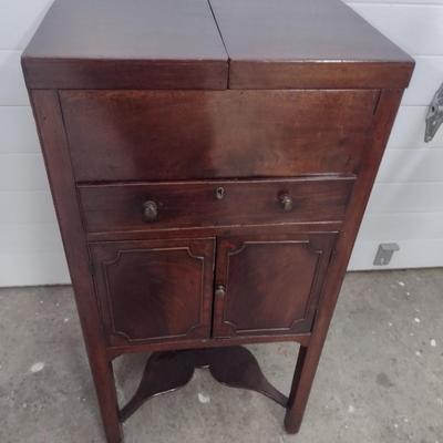 Vintage Mahogany Wood Finish Fold -Out Washstand