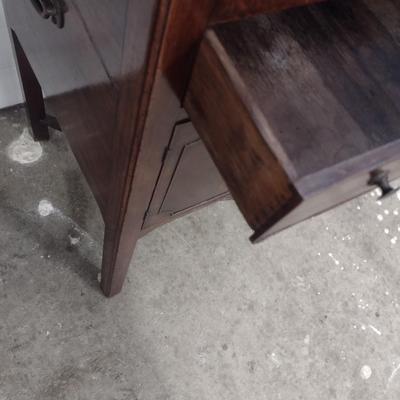 Vintage Mahogany Wood Finish Fold -Out Washstand