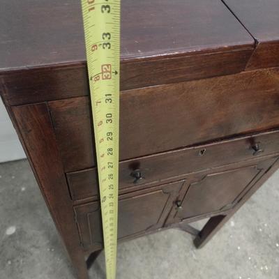 Vintage Mahogany Wood Finish Fold -Out Washstand