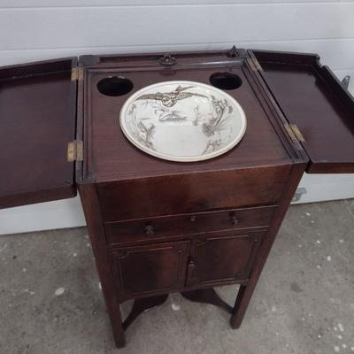 Vintage Mahogany Wood Finish Fold -Out Washstand