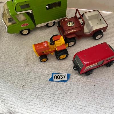 Vintage Tonia Trucks Lot
