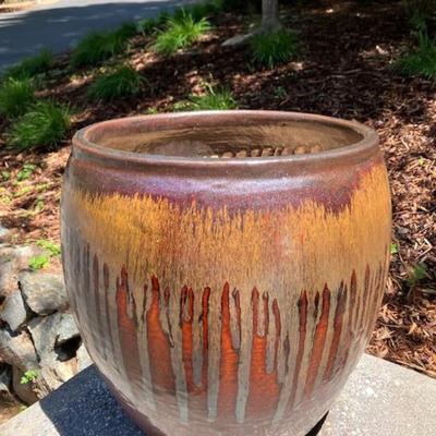 Sale Photo Thumbnail #109: Each pot measures 15 inches deep and 15 inches in diameter.