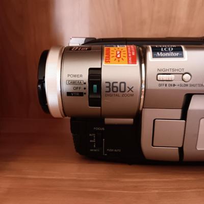 PHOTOGRAPHY EQUIPMENT