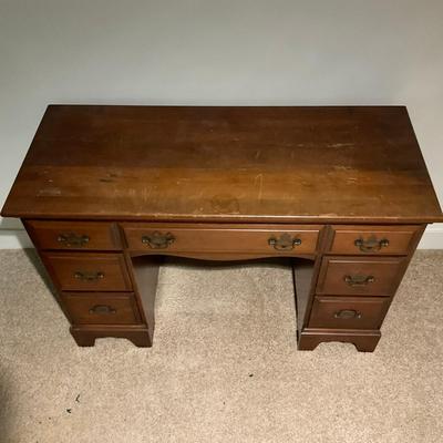 T421 Cherry 7-Drawer Vintage Style Desk
