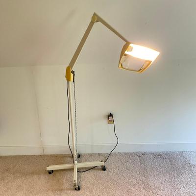 T422 Dazor Adjustable Bridge Floor Lamp