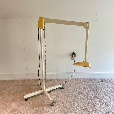 T422 Dazor Adjustable Bridge Floor Lamp