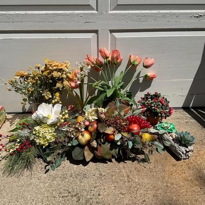 G425 Faux Flower Decor