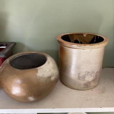 G429 Red & Brown Pots/Planters