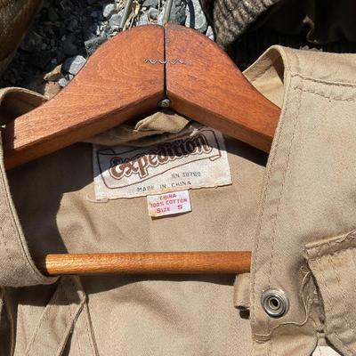 G435 Small/Large Camo Jackets & Fishing Vest