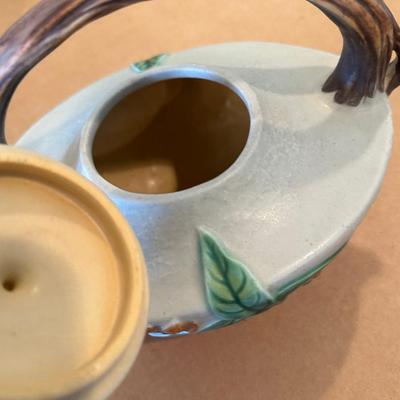 Decor - Roseville Art Pottery Vintage Teapot 871p Bittersweet Pattern