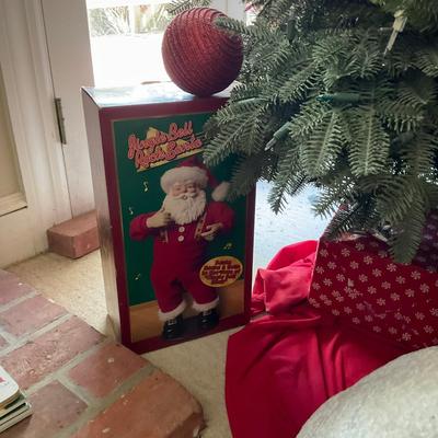 PR446 9 foot Christmas Tree With Large Red Ornaments