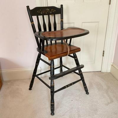 C448 Black and Gold Gilt Baby Dinner Chair