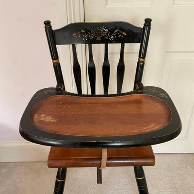 C448 Black and Gold Gilt Baby Dinner Chair