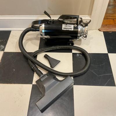H021 Metro Omnivac 4.0 Peak HP