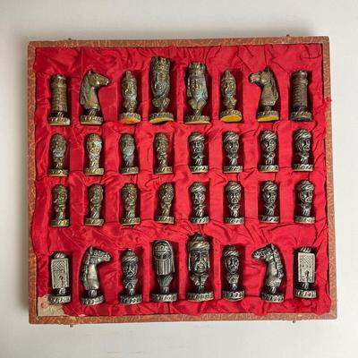 Pr451 Vintage Pewter Chess Set Spaniard Vs. Moors