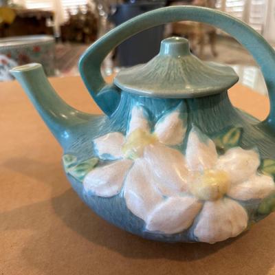Decor - Roseville Art Pottery Clematis Teapot