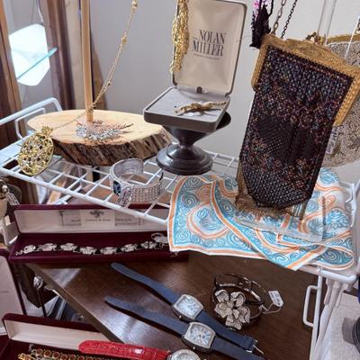 Sale Photo Thumbnail #14: Lot 1: Jewelry Selection (Right Side)

- Tables, table cloth, display pcs, display cases are not included. Lights aren’t included. 

NO CHERRY PICKING or taking ONLY the items you want and leaving the rest! Please arrive with enough time to load. Bring 