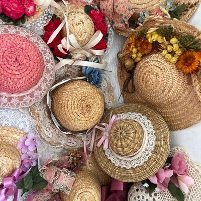 Straw Hats Lot