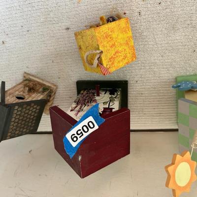 Bird Houses / Decor Lot