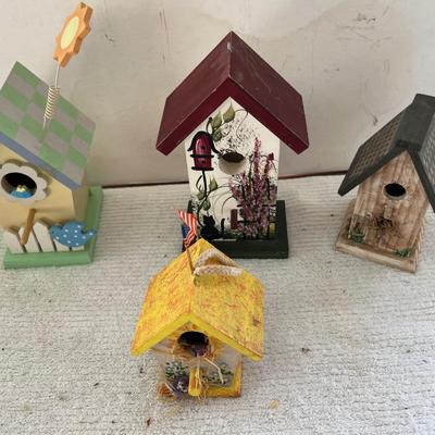 Bird Houses / Decor Lot