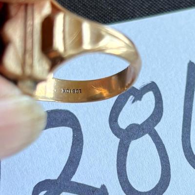 10 KT Gold Ring