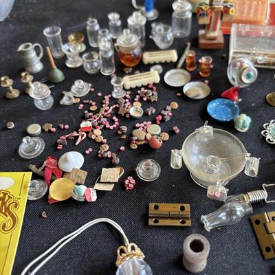 Miniature Doll House pieces and Parts