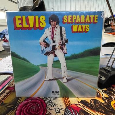 Sale Photo Thumbnail #133: Elvis Presley - Separate Ways.
Here's what you might like to know about this album:
Release Information: It's a compilation album released by RCA Records on their budget Camden label in the US in 1972 (or 1973 in Canada).
Key Tracks: The album is notable 