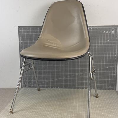 Herman Miller Eames Chair Side Shell Gray