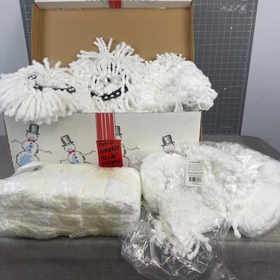Mop Heads, Huge Lot of them. 