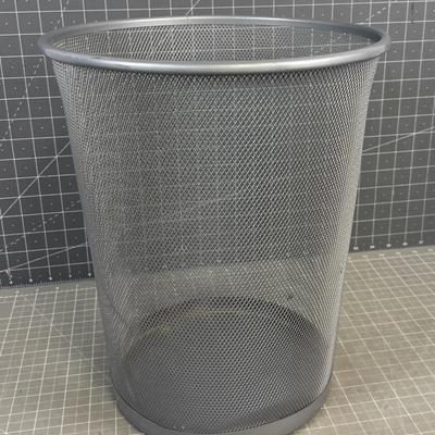 Mesh Garbage Can 