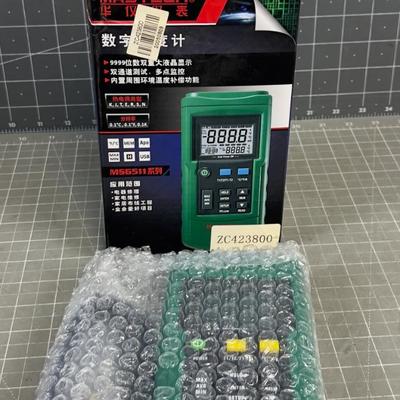 MASTECH - Electronic Thermometer, NEW 