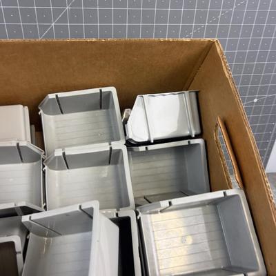 22 Parts Bins Small, 