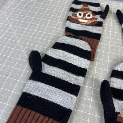 4 Pair of Mr. Hanky's Cousin MITTENS 