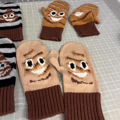 4 Pair of Mr. Hanky's Cousin MITTENS 