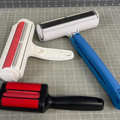 3 Lint Rollers 