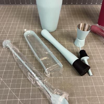 2 MIXOLOGY Bar Sets Satin Finish, Rose and Mint 
