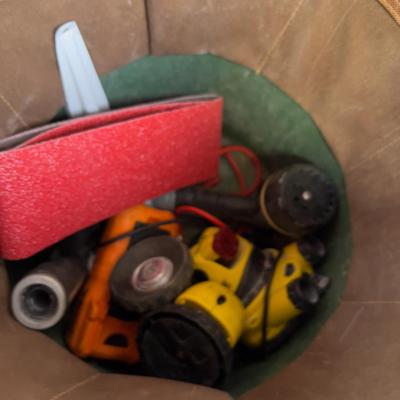 WHAT A DEAL! 3 Bucket with Bucket Bosses and tools. READY TO GO!
