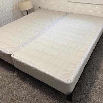 iComfort King Size Bed w/Box Spring & Frame 