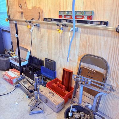 Lot 39: Hubcaps, toolboxes & more