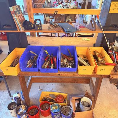 Lot 42: Seperated Tools