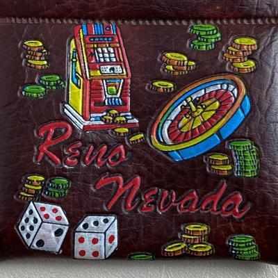 vintage RENO NEVADA SOUVENIR COIN PURSE