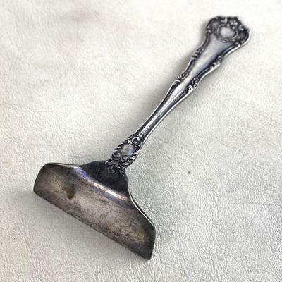 1865 Wm ROGERS SILVERPLATE BABY FOOD PUSHER