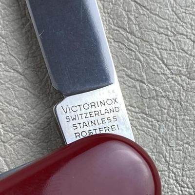 VICTORINOX SWISS ARMY ADVERTISING KNIFE ADCENTIVES WEST
