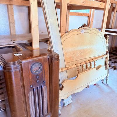 Lot 47: Philco Radio & Headboard