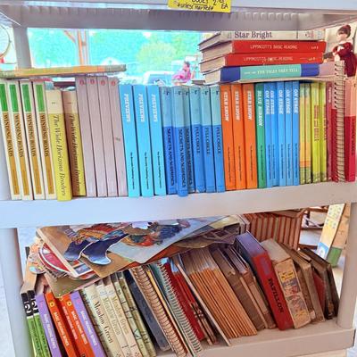 Lot 50: Books, Kitchen ware & More