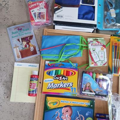 KIDS ARTS AND CRAFTS LOT
