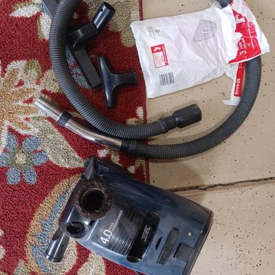 DIRT DEVIL PRO SERIES CAN VAC AND RUG